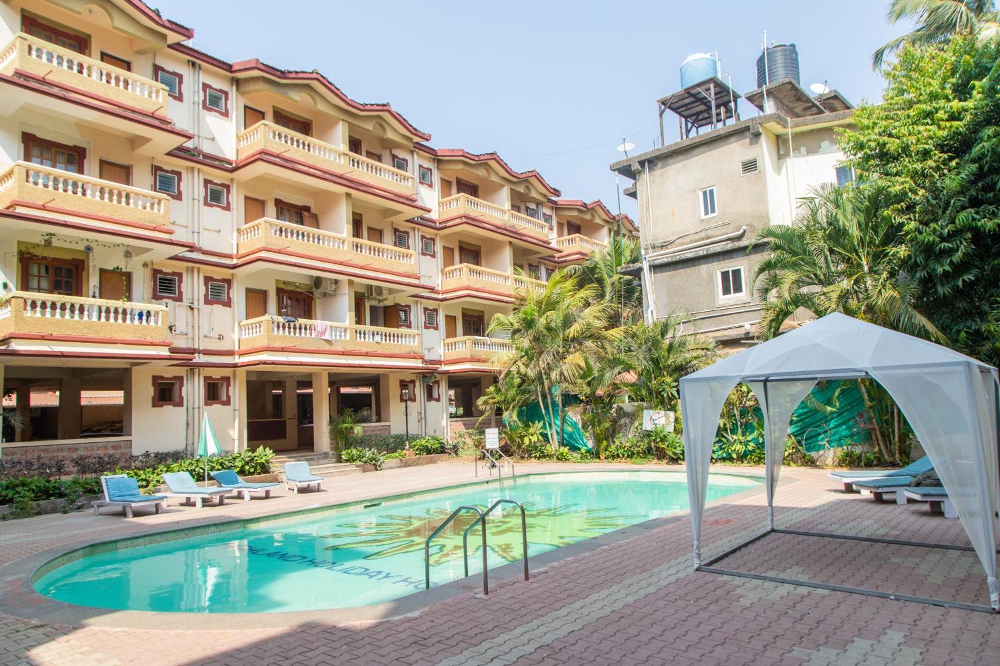 Cherrystay Holiday Resort -Candolim Beach Екстер'єр фото
