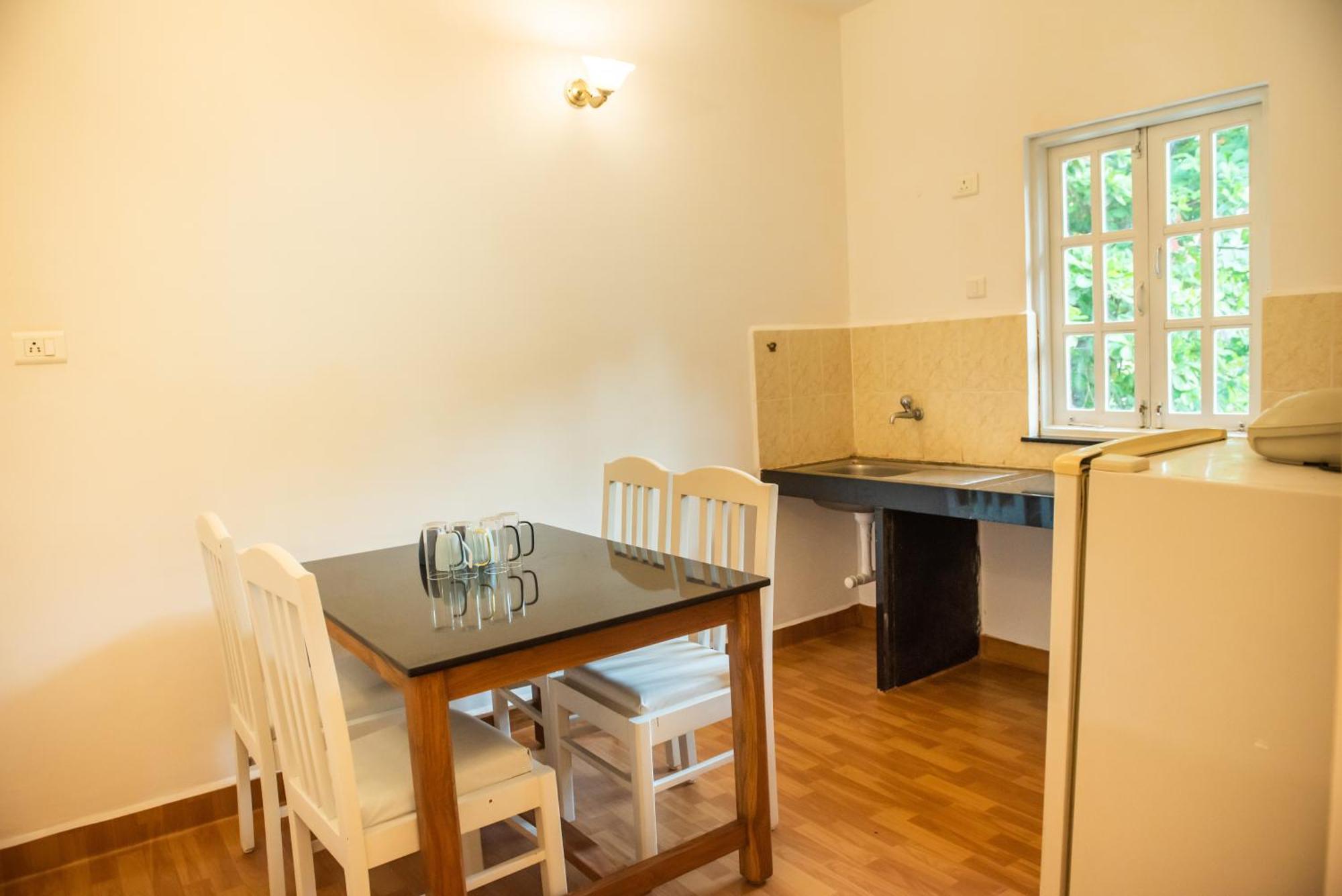Cherrystay Holiday Resort -Candolim Beach Екстер'єр фото